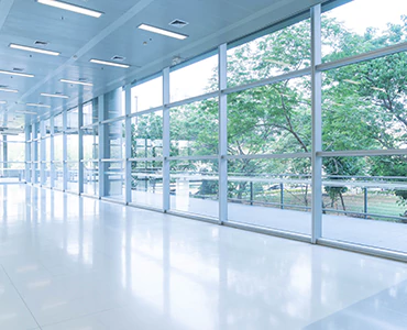 emergency glass repair in Tamiami, FL